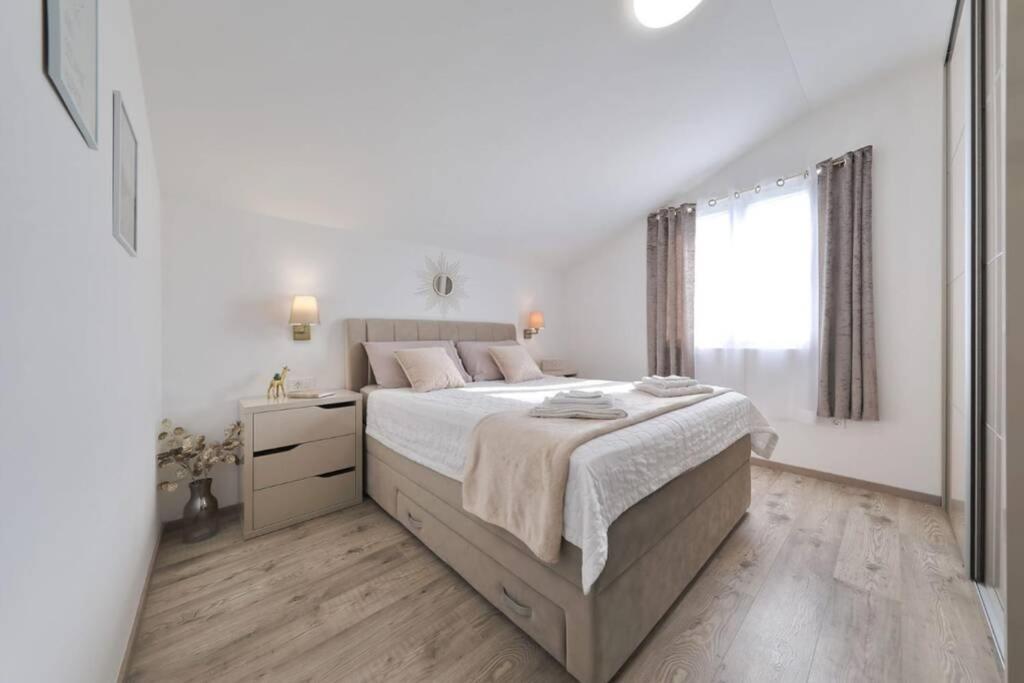 Apartman Chiara Galovac  المظهر الخارجي الصورة