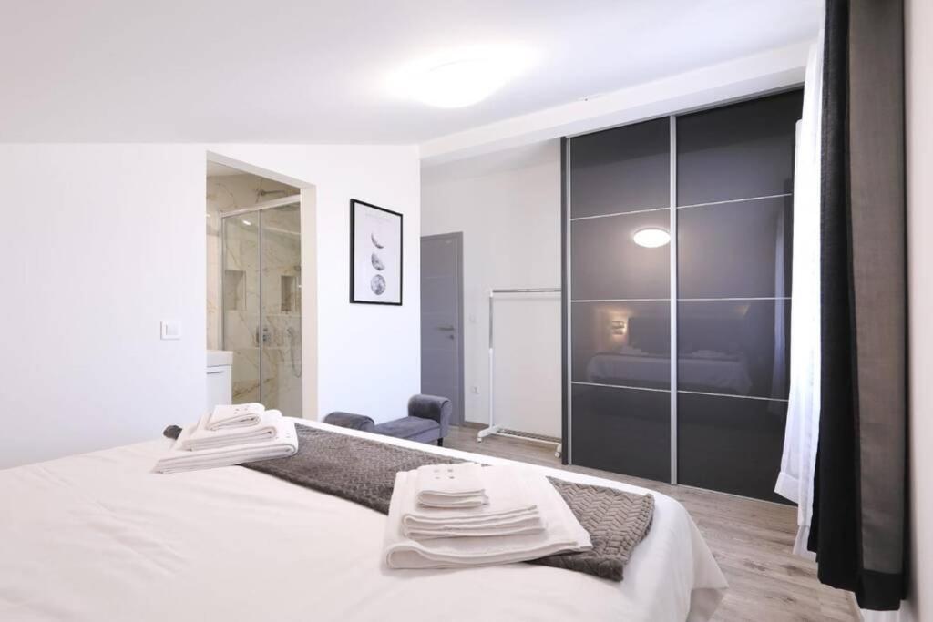 Apartman Chiara Galovac  المظهر الخارجي الصورة
