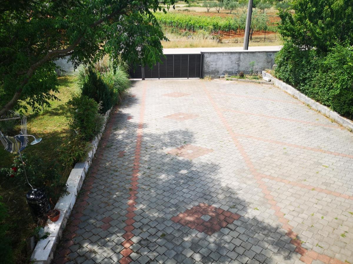 Apartman Chiara Galovac  المظهر الخارجي الصورة